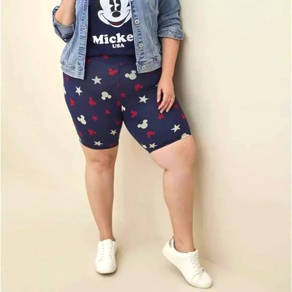 ❤️NWT VINTAGE TORRID MATCHING SET - MICKEY MOUSE TEE & POCKETS BIKE SHORT DISNEY - Picture 4 of 14
